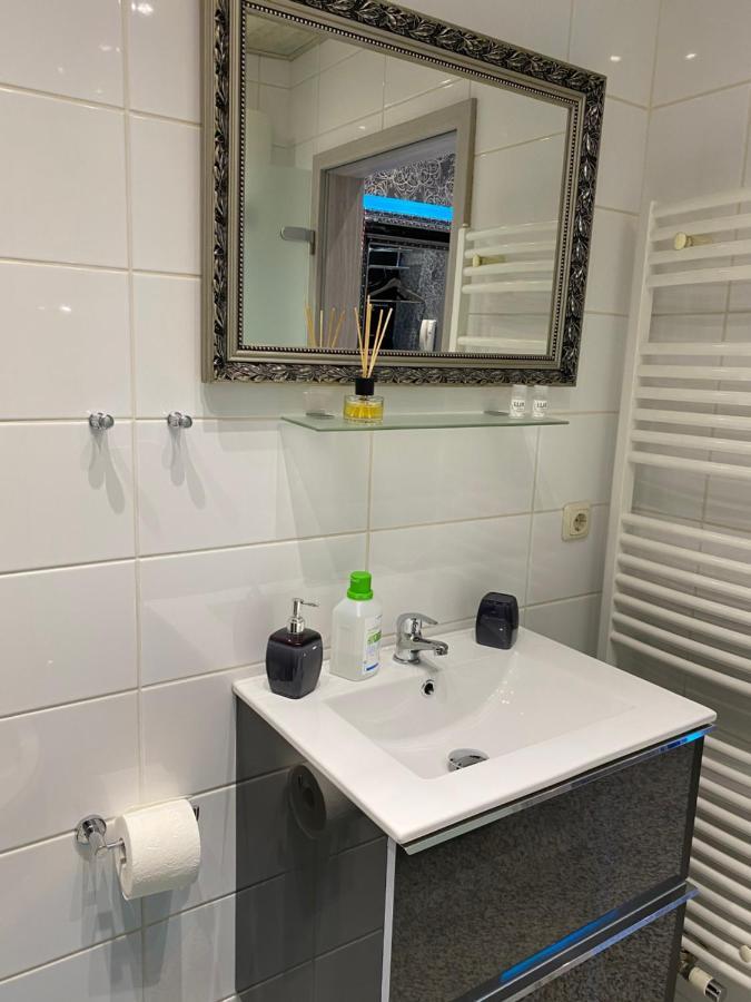 City Luxus Appartement Naehe Koeln Messe - Lanxess Arena Luaran gambar